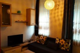 LOVRAN - Predivan stan u vili u prizemlju, Lovran, Appartamento