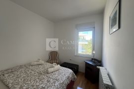 Opatija centar lijepi stan u staroj vili!, Opatija, Appartment