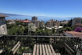 Opatija centar lijepi stan u staroj vili!, Opatija, Wohnung