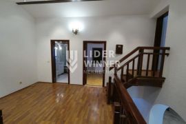 Izdajemo kuću na Lekinom brdu ID#77755, Voždovac, House