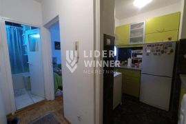 1.5 Vitanovačka - iza Maxi-ja, uknjižen ID#129630, Voždovac, Wohnung