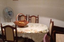 Izdajem stan preko leta, Herceg Novi, Appartement