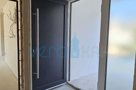 Otok Krk, Baška, okolica, dvosobni stan 64m2, prizemlje, okućnica za prodaju, Baška, Apartamento