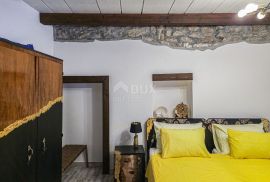 OTOK KRK - Renovirana kamena kuća, prepuna šarma i autentičnih detalja, Krk, Kuća