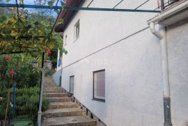 CRIKVENICA, TRIBALJ - dvije kuće s pomoćnim objektom i velikom okućnicom, Vinodolska Općina, Kuća