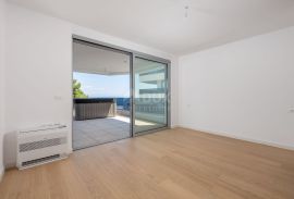 OPATIJA, CENTAR - odličan penthouse u novogradnji s pogledom na more, zajednički bazen, garaža, Opatija, شقة