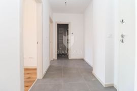 Pula, novi moderni stan na traženoj lokaciji!, Apartamento