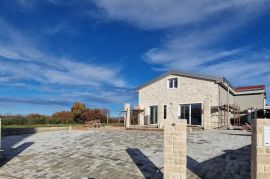 Novogradnja- kuća sa bazenom  u okolici Umaga, Istra, Umag, Haus