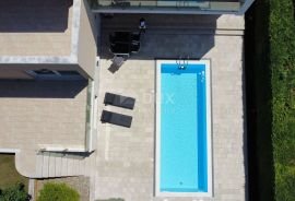 ZADAR, KOŽINO - Predivna vila s bazenom 100 m od mora, Zadar - Okolica, بيت