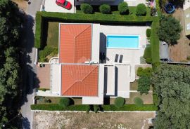 ZADAR, KOŽINO - Predivna vila s bazenom 100 m od mora, Zadar - Okolica, Famiglia