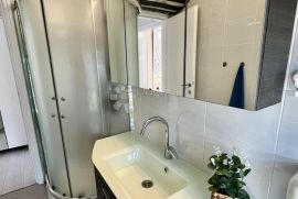 Novouređen stan u Rovinjskom Selu, Rovinj, Apartamento