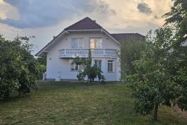 Prekrasna kuća u Donjem Knegincu, Gornji Kneginec, Famiglia