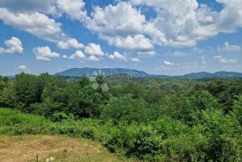 Dvije kuće na parceli sa predivnim pogledom, Bednja, Terrain