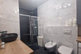 Lux Penthouse Iznajmljivanje 70m² Sa Garažom NOVOGRADNJA, Istočno Novo Sarajevo, Διαμέρισμα