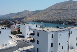 PRODAJA apartman Grebaštica 121,80 m2, 200 m od mora, 2 parkinga, Šibenik - Okolica, شقة