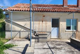 ISTRA, LABIN - Samostojeća kuća za adaptaciju s pogledom na more, Labin, Casa