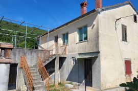 ISTRA, LABIN - Samostojeća kuća za adaptaciju s pogledom na more, Labin, Maison