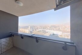 Dvosoban stan za najam sa garažom, Sarajevo Tower, Novo Sarajevo, Διαμέρισμα