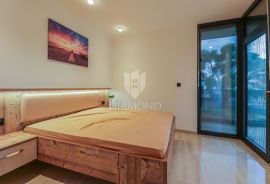 Fažana, Moderan stan 120m2 prvi red do mora, Fažana, Apartamento