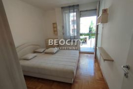 Novi Sad, Grbavica, Doža Đerđa, 2.0, 42m2, Novi Sad - grad, Wohnung