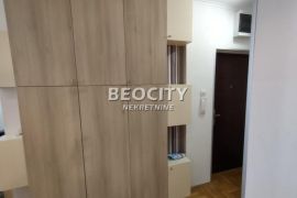 Novi Sad, Grbavica, Doža Đerđa, 2.0, 42m2, Novi Sad - grad, Flat