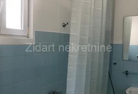 Lep mali salonac, Tašmajdan, crkva Svetog Marka, Vračar, Apartamento