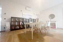 Zagreb, Donji grad-luksuzni stan za najam, 238,43 m2, Donji Grad, Apartamento