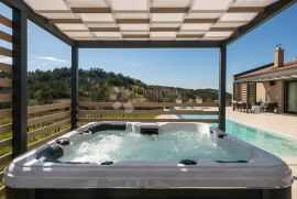 Prekrasna moderna kuća s bazenom u okolici Huma, Istra, Buzet, Kuća