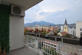 Luksuzan renoviran četverosoban stan Dolac Malta EKSKLUZIVNO, Novo Sarajevo, Kвартира