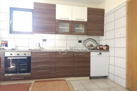 Kuća na 2 sprata 170m2, Prutine-Mokro, Osmaci, Kuća