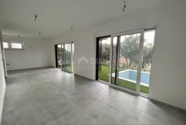 ZADAR, KOŽINO - Stan s vrtom i bazenom, Zadar - Okolica, Appartement