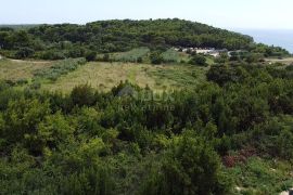 ISTRA, PREMANTURA - Građevinsko zemljište s dozvolom za vilu 500 metara od mora s pogledom!, Medulin, Terrain