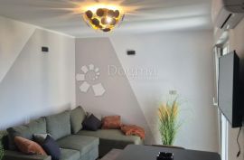 Gorna Vežica - izvanredno uređen i namješten stan, Rijeka, Apartamento
