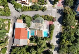 Ekskluzivno samo u našoj agenciji, Kuća 50 m od mora., Crikvenica, Casa