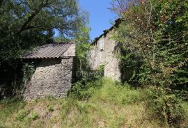 Kršan, okolica, samostojeća kamena kuća za adaptaciju, Kršan, Haus
