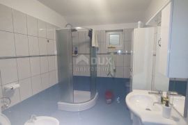 SENJ, BUNJICA - apartman blizu mora s garažom, Senj, Kвартира