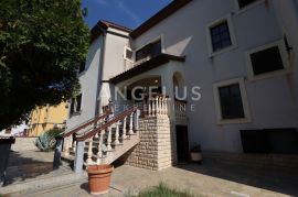 Istra, Volme - kuća s bazenom 629 m2, Medulin, Σπίτι