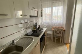 1SKL s pogledom na more Donja Vežica, Rijeka, Appartement