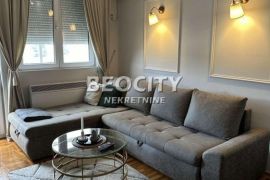 Novi Sad, Petrovaradin, Preradovićeva, 1.5, 34m2, Novi Sad - grad, Appartement