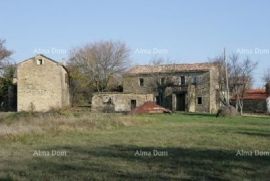 Građevinsko zemljište Prodaje se građevinsko zemljište, 3405 m2, Oprtalj, Oprtalj, Land