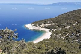 Građevinsko zemljište Prodaje se građevinsko zemljište, blizu Marčane, Marčana, Arazi