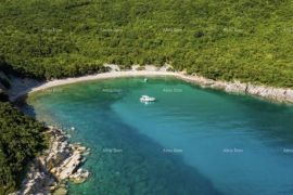 Građevinsko zemljište Prodaje se građevinsko zemljište, blizu Marčane, Marčana, Land