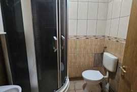 Trosoban stan - centar Osijeka, Osijek, Appartment