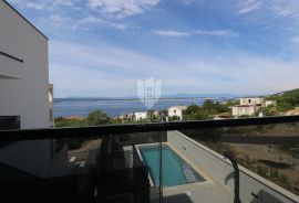 Crikvenica, stan s privatnim bazenom i pogledom na more, Crikvenica, Appartement