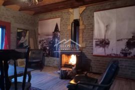 Aranđelovac - Venčani - 48m2 +300ari ID#21693, Aranđelovac, Дом