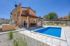 Istra – Poreč: Dvije prekrasne kuće s bazenima na prodaju!, Poreč, Haus