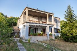 Prilika za investitore kuća  Bivio-Costabella !!!, Rijeka, Kuća