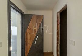 Uskoro useljivo Apartman komforan jedna spavaća sa garažom Bjelašnica, Trnovo, Διαμέρισμα