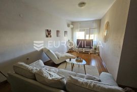 Osijek, centar,  dvosoban stan 51 m2 u ulici Sv. Ane, Osijek, Kвартира