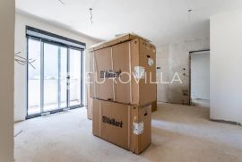 Split, Sirobuja, jednosoban stan u prizemlju NKP 53  m2, Split, Kвартира